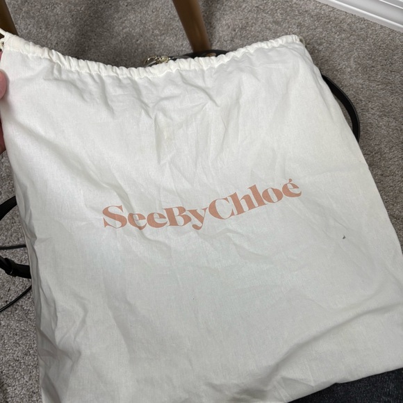 See By Chloé Black Saddle Mara Leather Shoulder Bag - Picture 8 of 16